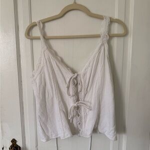 Abercrombie & Fitch White Lace Detail Top